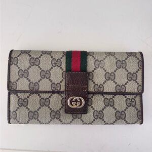 Gucci Beige Monogram Wallet with Red and Green Accent